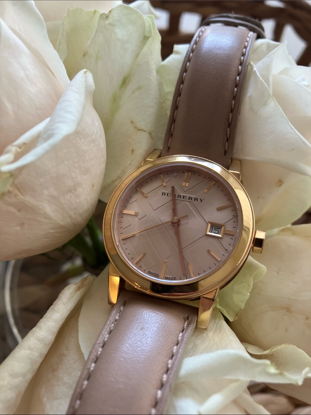 Burberry The City Tan Leather Strap Watch w/ Rose Gold Face & Gold Case- EUC - Picture 2 of 11